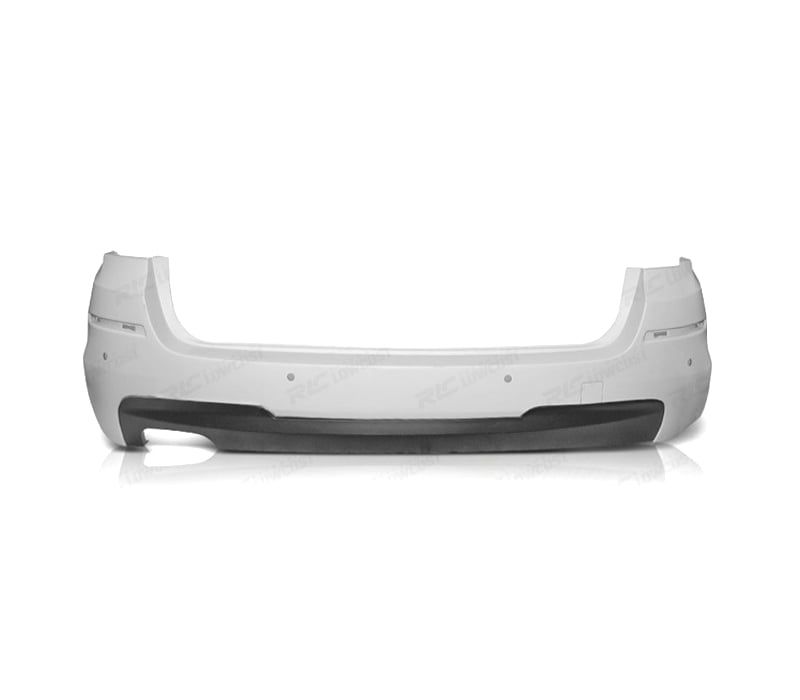 PARA-CHOQUES TRASEIRO BMW F11 TOURING LOOK M PDC SAIDA DUPLA ESQ