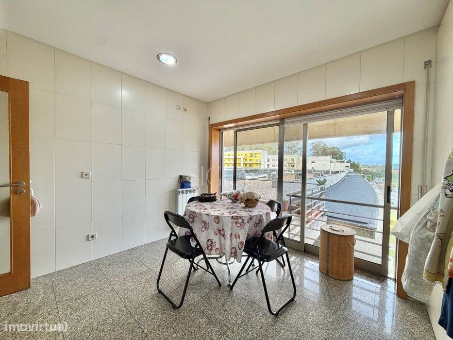 T2 em S. F. da Marinha