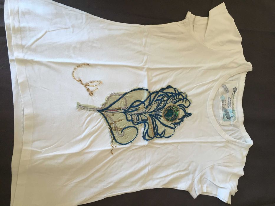 tshirt zara tamanho m com flor