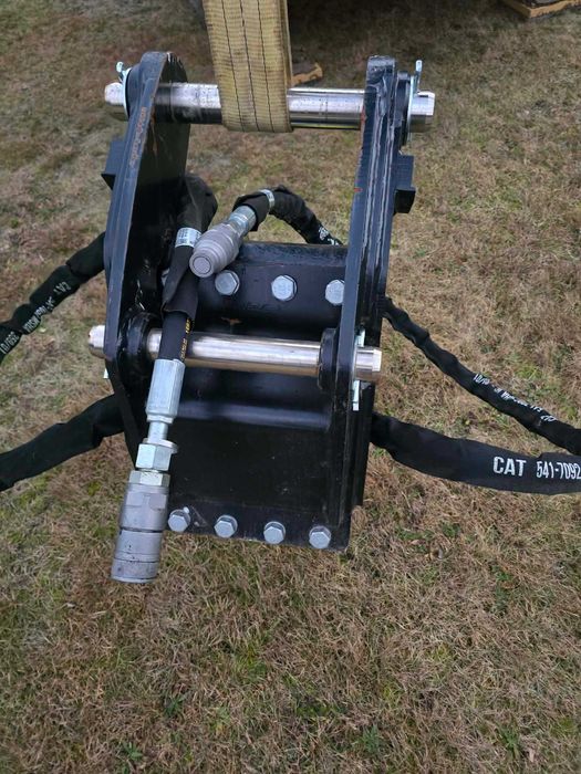 MŁOT hydrauliczny  CAT H65s