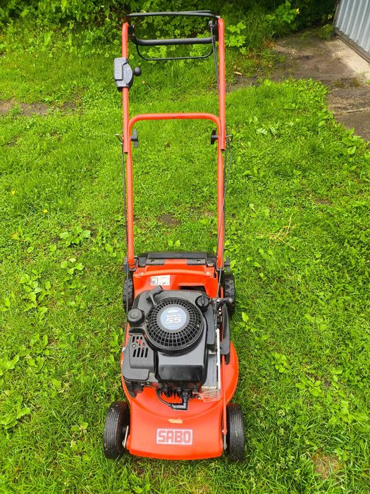 Kosiarka spalinowa do trawy Briggs and Stratton STAN BARDZO DOBRY