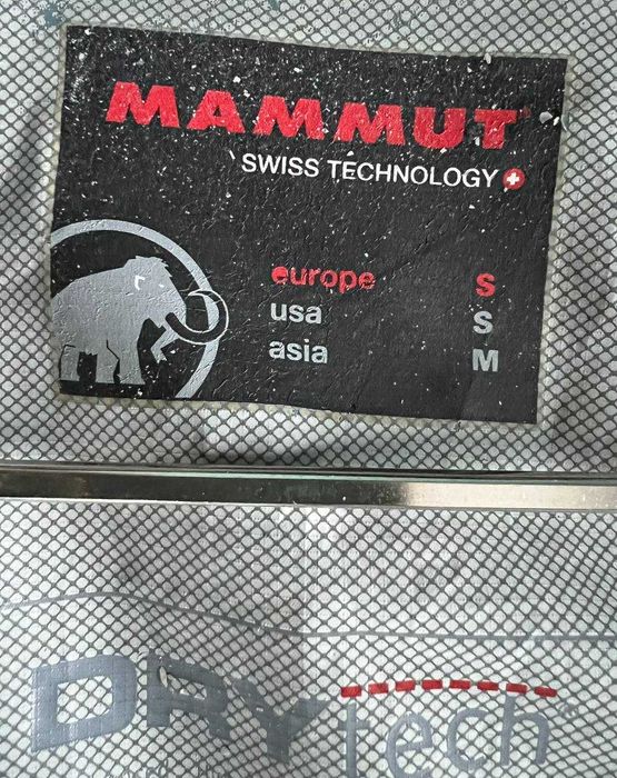 Мембранна куртка Mammut