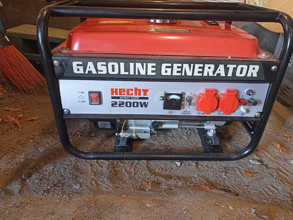 Генератор бензиновий HECHT GG 2500