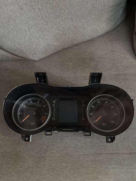 Приборная панель Jeep Cherokee KL