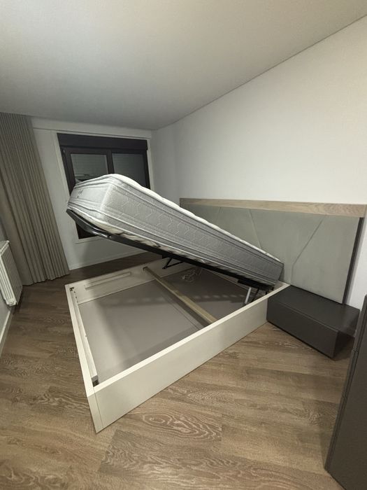 Cama + Colchão + Móvel