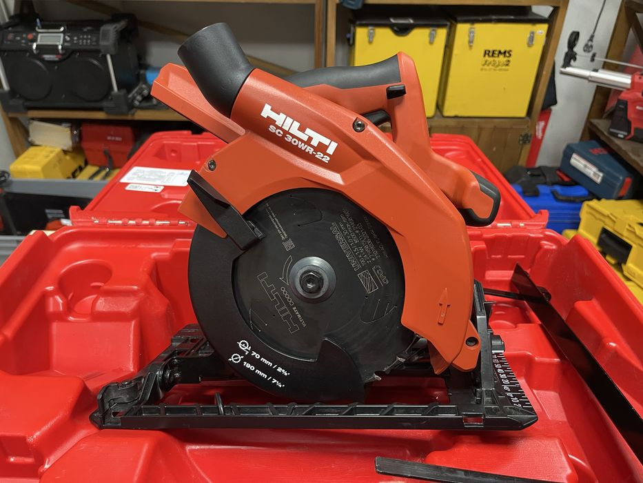 Hilti SC 30WR-22 Nuron / дискова пила Хілті Нурон 190 мм