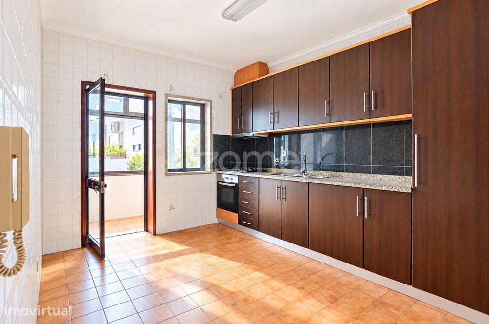 Apartamento T2 para Arrendamento | Santa Maria da Feira