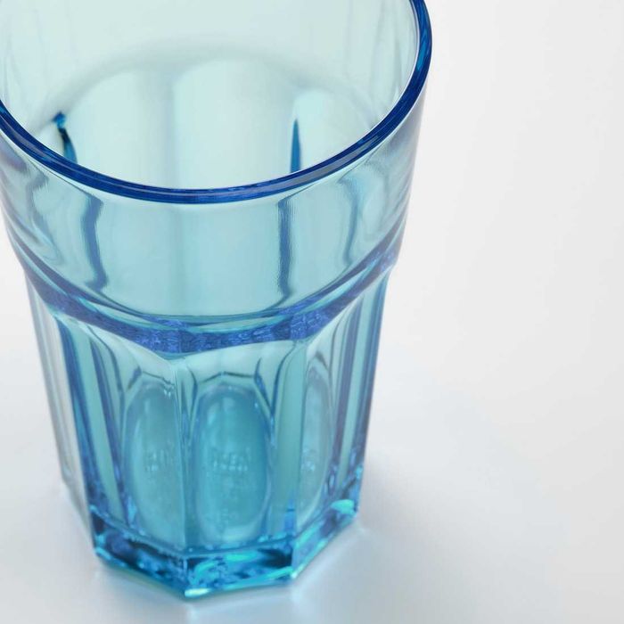 Zestaw 4 szklanek IKEA POKAL, 350ml, niebieskie, idealne na każdą porę