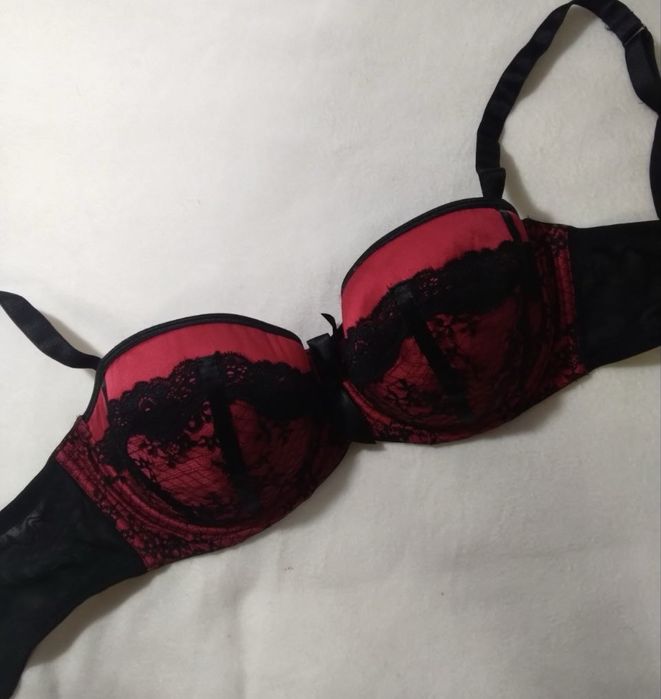 Бюстгвльтер жіночий