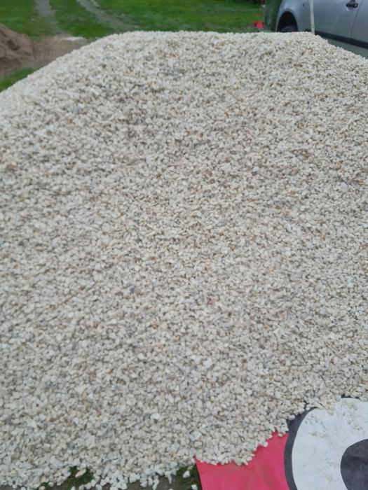 GRYS OZDOBNY BIAŁA MARIANNA oraz Dalmatyńczyk 8-16mm w workach kamień