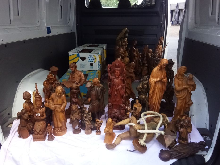 Figurki i rzeźby drewniane