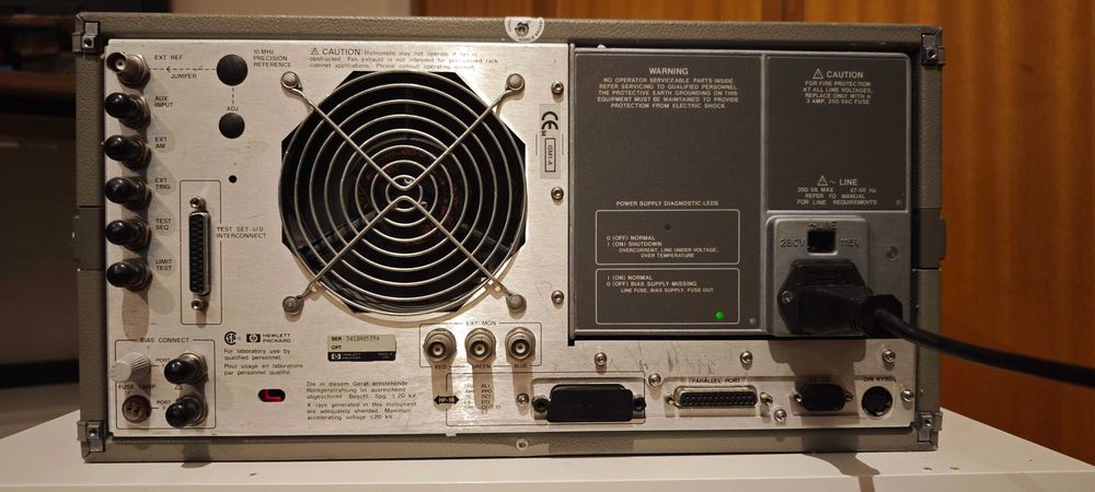 VNA HP 8753D, faixa de 30 kHz a 3 GHz