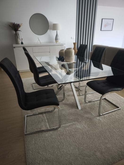 Mesa com 6 cadeiras  de sala