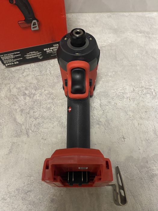 Milwaukee 2953-20 імпакт 226Nm на 3-швидкості привезено з США