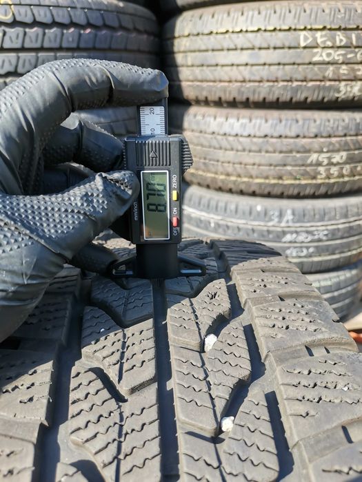bus zima 235/65/16C Goodyear UltraGripp Cargo z 2025r 4szt