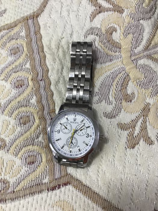 продам часы фирменные