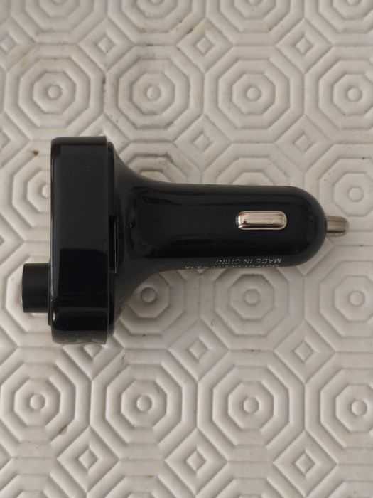 Transmissor FM para automóvel, bluetooth, com slot cartão de memória e carregamento
