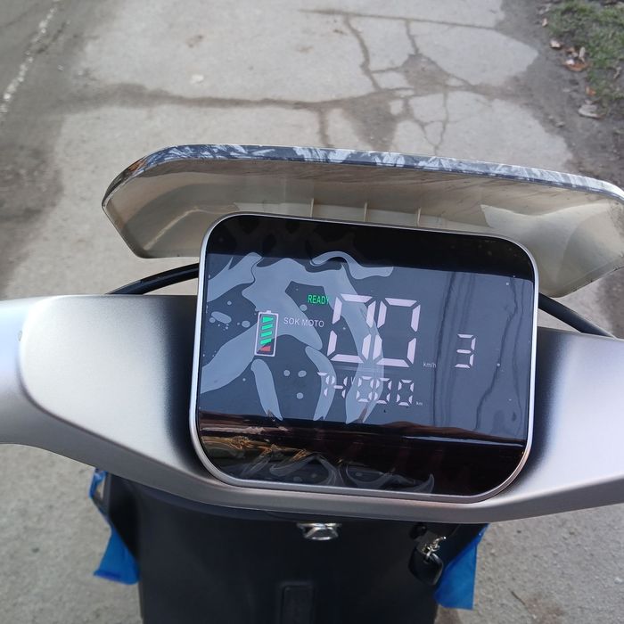 Новинка Елетроскутера SokMoto  E9 GT 2999W  72V28A