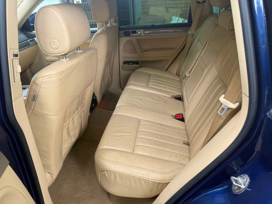 Volkswagen touareg 3.0 v6 240km 2008r