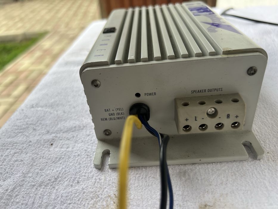 Продам jbl gts50