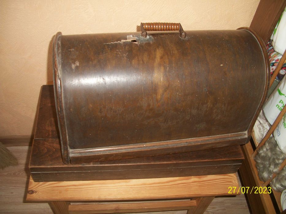 Швейная машинка бу Кайзер