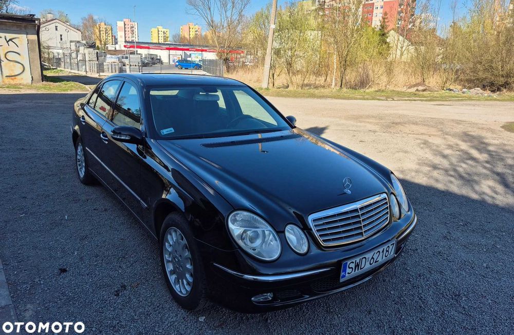 Mercedes W211 E280 3.0 V6 + LPG (Nowa butla do 2033) | Elegance | Manual