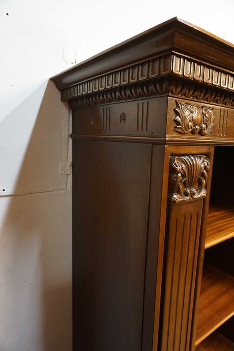 NIEPOTYKANY REGAŁ Biblioteka otwarta duża lwie łapy