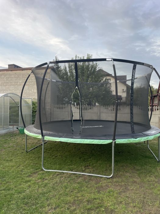 Trampolina Zipro jump pro