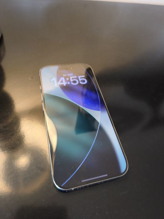 iPhone 16 pro 128gb