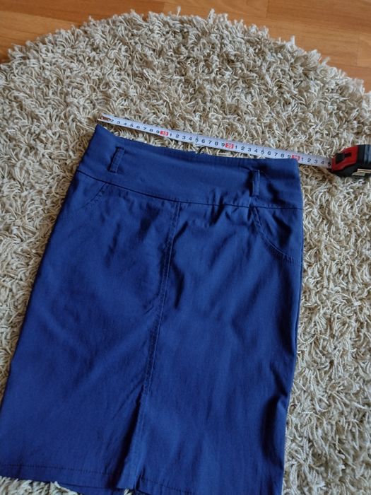 Made in Italia Granatowa chabrowa elastyczna ołówkowa  spódnica mini