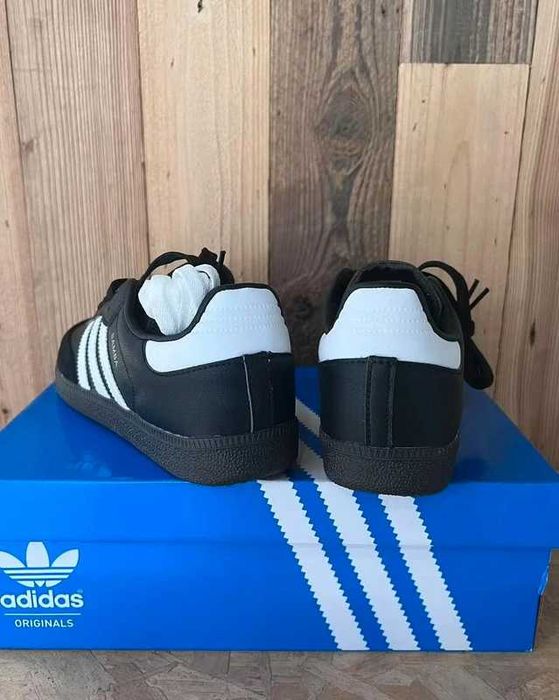 "adidas SAMBA "OG