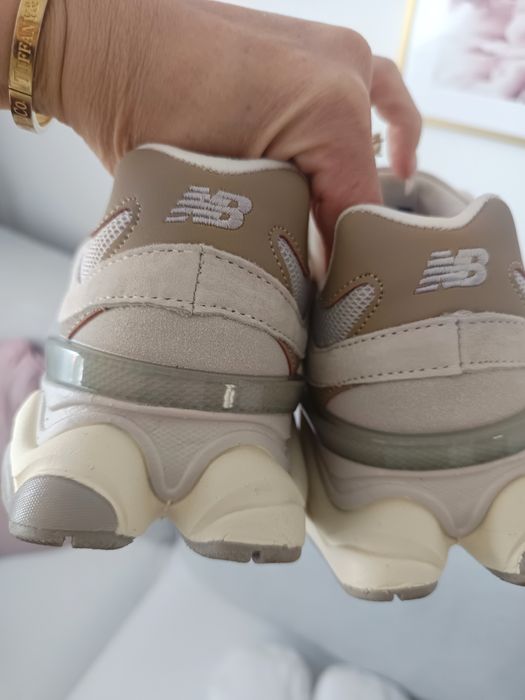 New balance 9060 beż pudrowy rozm 40 owe