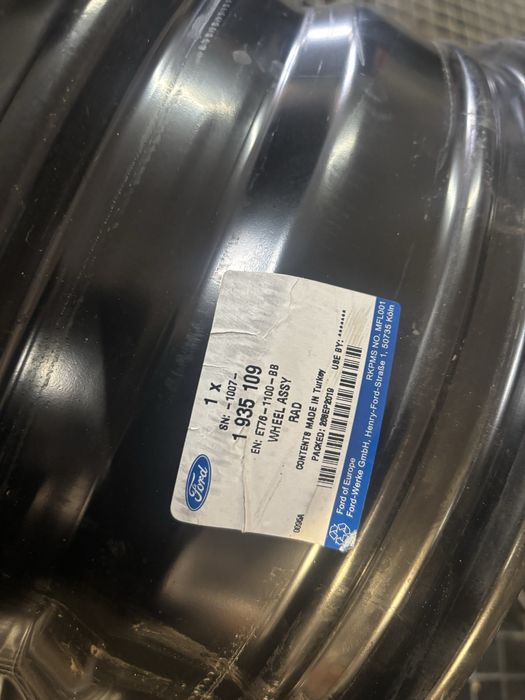 Komplet felg stalowych 15” 4x108 Ford TPMS bdb stan