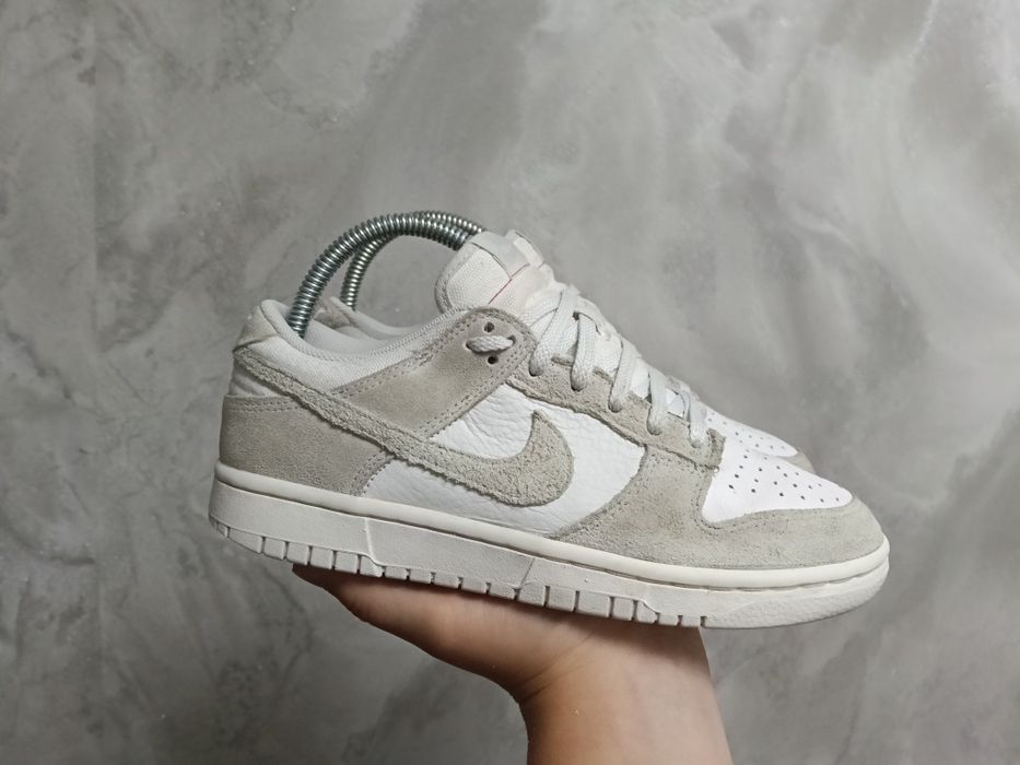 Жіночі шкіряні кросівки Nike Dunk Low дуже гарні розмір 38.5 24.5 см