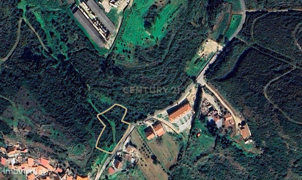 **Terreno rústico com 1520 m2 - Alenquer ** — Alenquer (Santo Estêvão E Triana), Lisboa