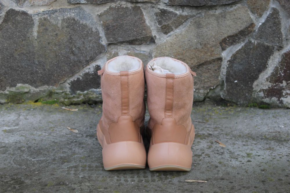 Зимові чоботи з натуральним хутром Ecco Chunky Sneak 40 розмір