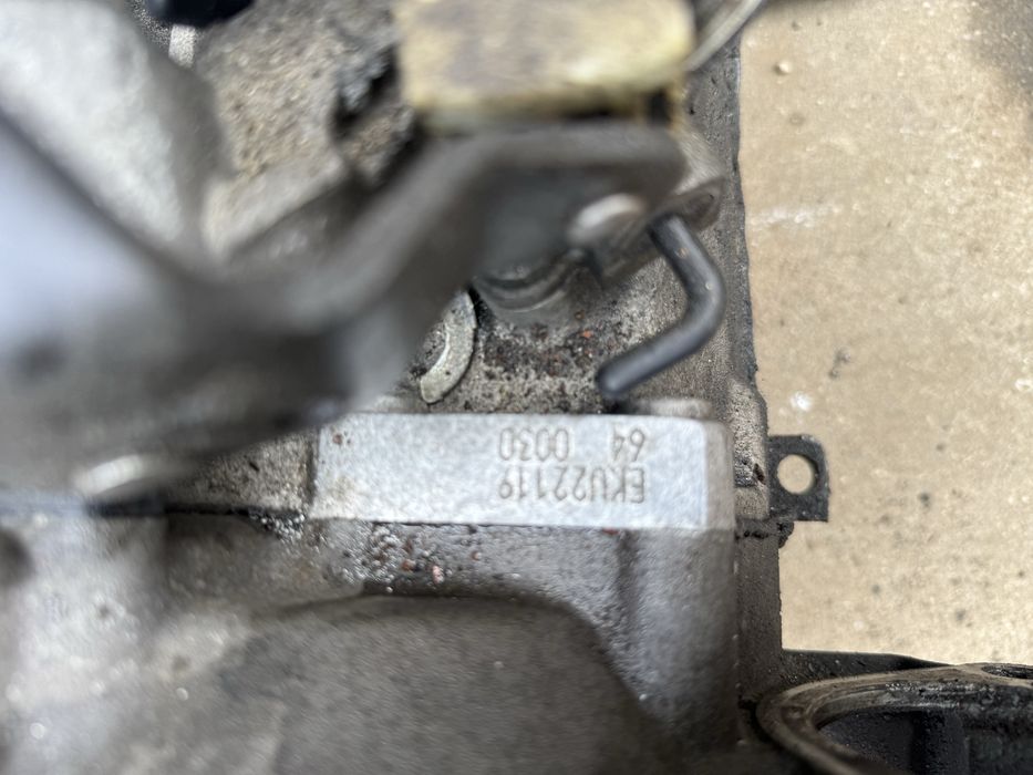caixa de velocidade vw Golf 4 1.9 tdi EKU 22119