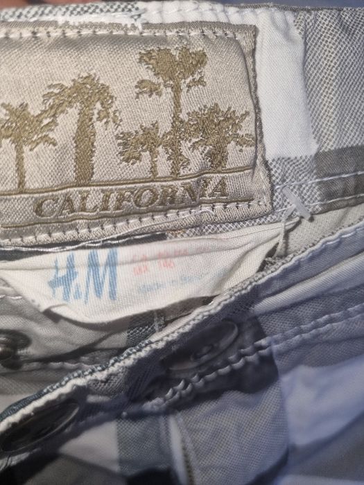 2 Calças de crianças