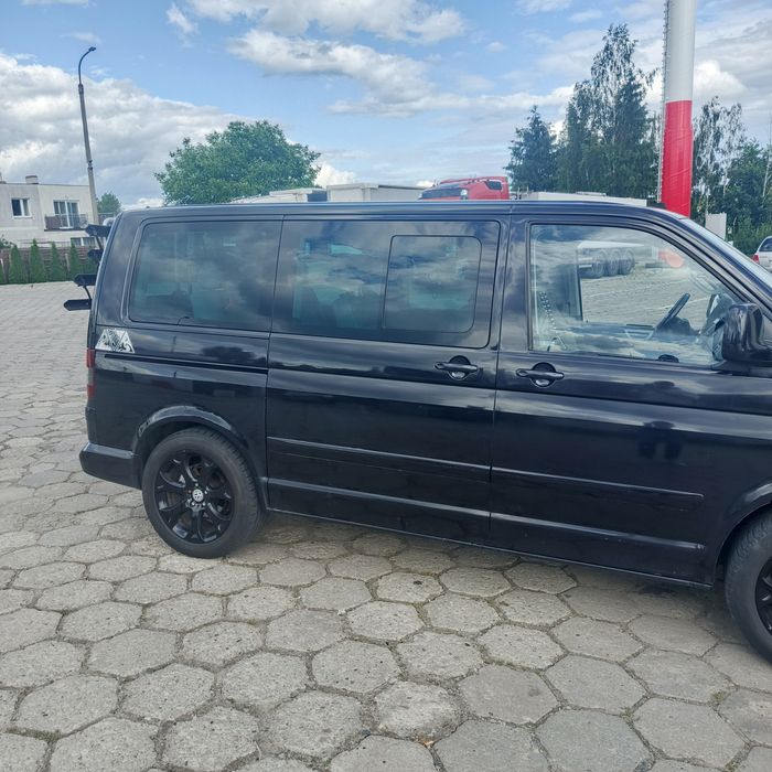 VW T5 Multivan 7 osób+hak 2xsuwane drzwi