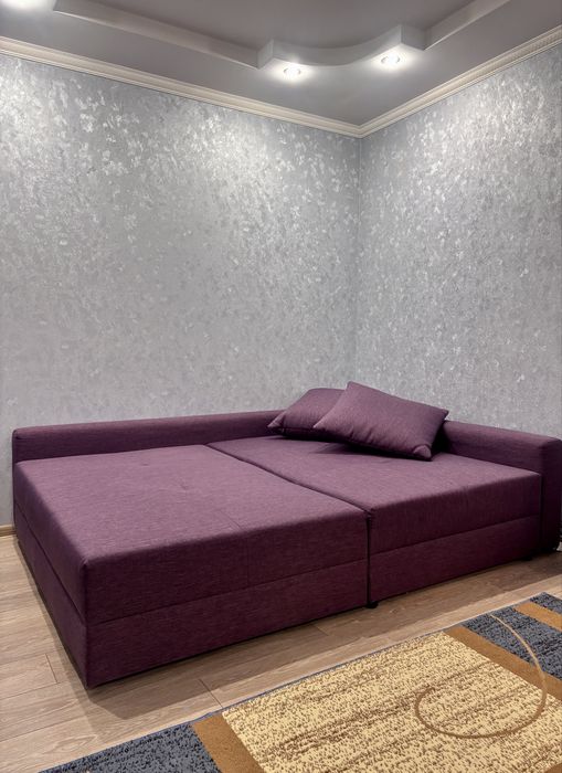 Продам красивий диван+матрац