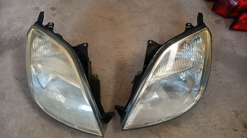 Ótica Ford fiesta óptica 2003 farol original