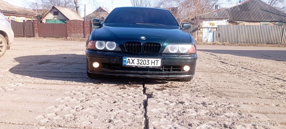 Продам БМВ е 39 М62 б35, решетка, скилет Ауди e-tron