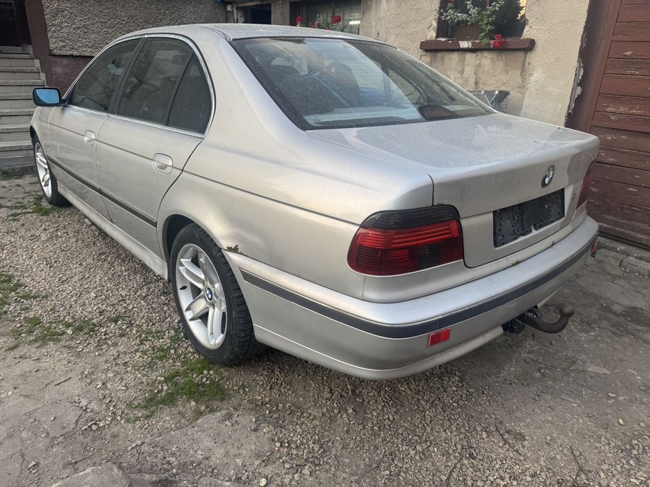 BMW E39 523i 2.5 b automat