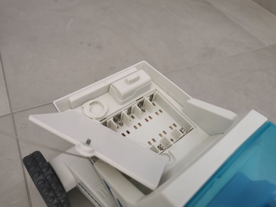 Carro Telecomandado em ótimo estado