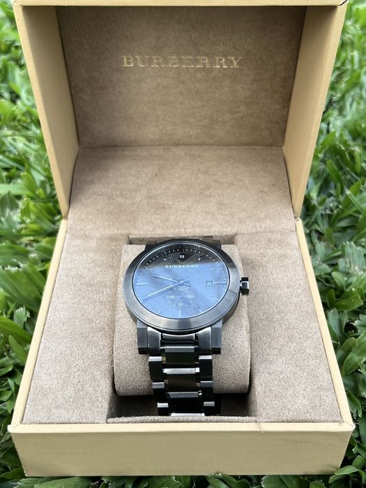 Relógio Burberry Swiss Made – Preto – Como Novo – Elegante