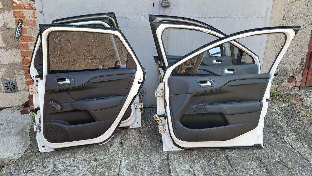Двері Citroen C4 B7 дверка Citroën c4 b7 дверь ситроен с4 б7