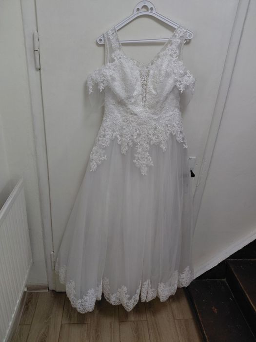 Suknia ślubna na kole