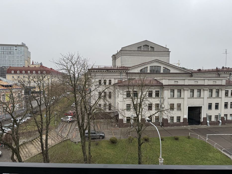 Погодинно квартира Центрі