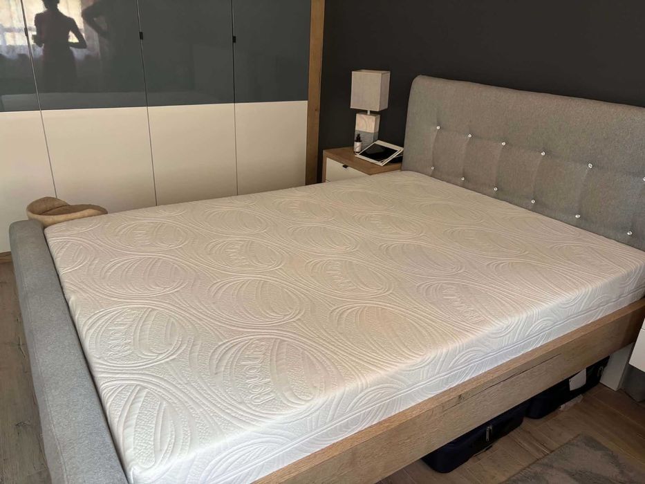Materac 140 × 200 cm