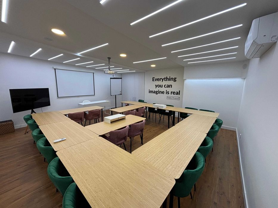Aluguer Sala em Loulé – Formações, Workshops, Reuniões e Eventos (Até 22 Lug)